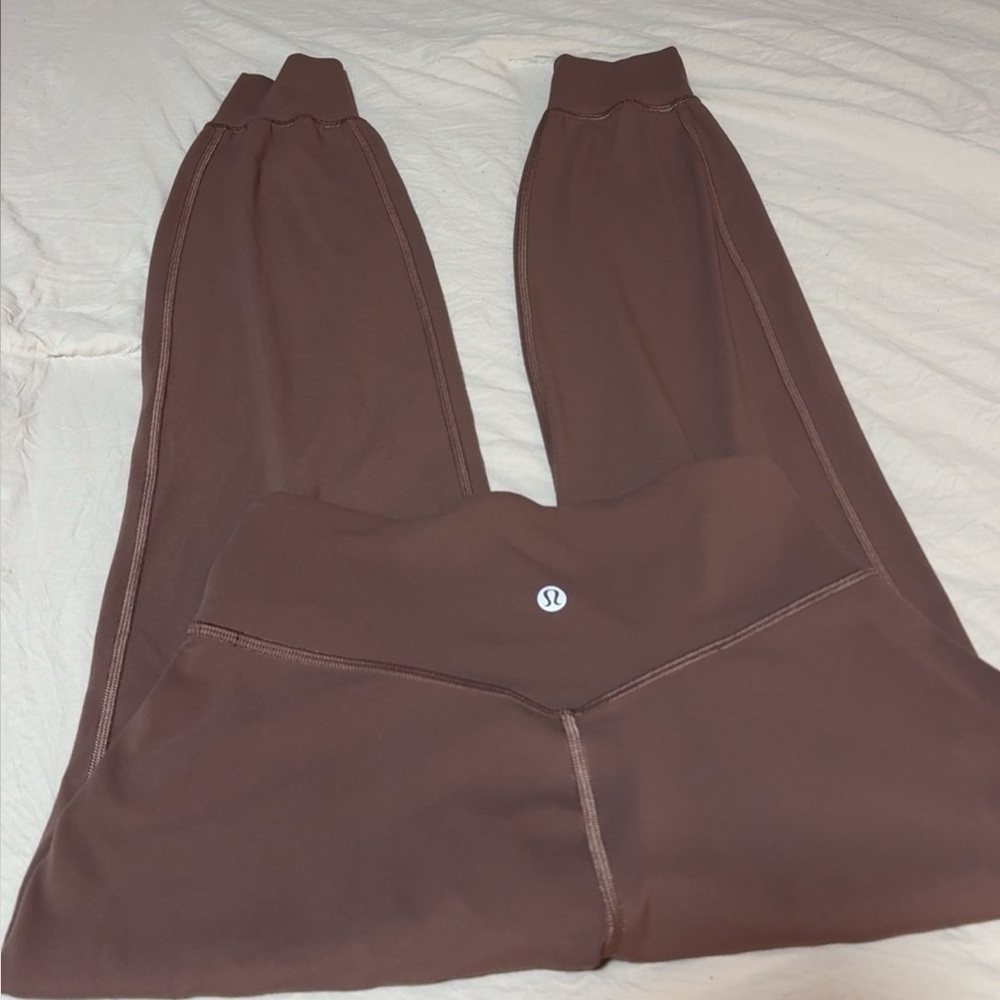 Women’s Lululemon Align Brown High Rise Joggers Full Length